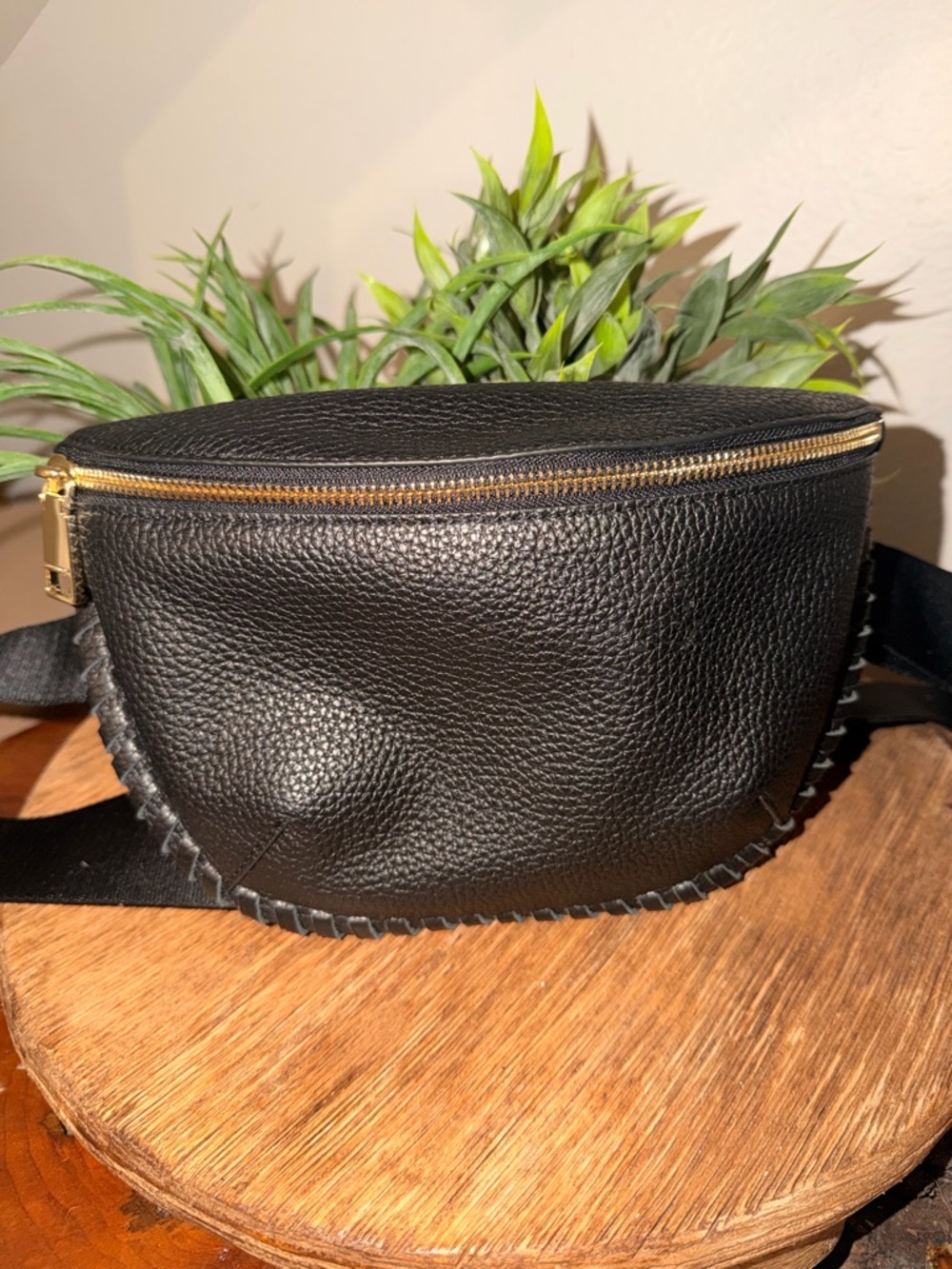Rebecca minkoff sling bag